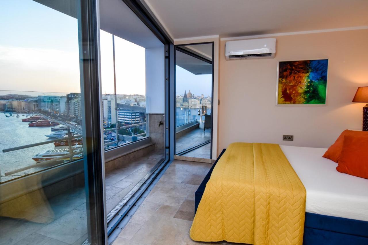 Unique Seafront Triplex Penthouse With Panoramic Bedroom & Rooftop Jacuzzi Overlooking Valletta Sliema Exteriör bild