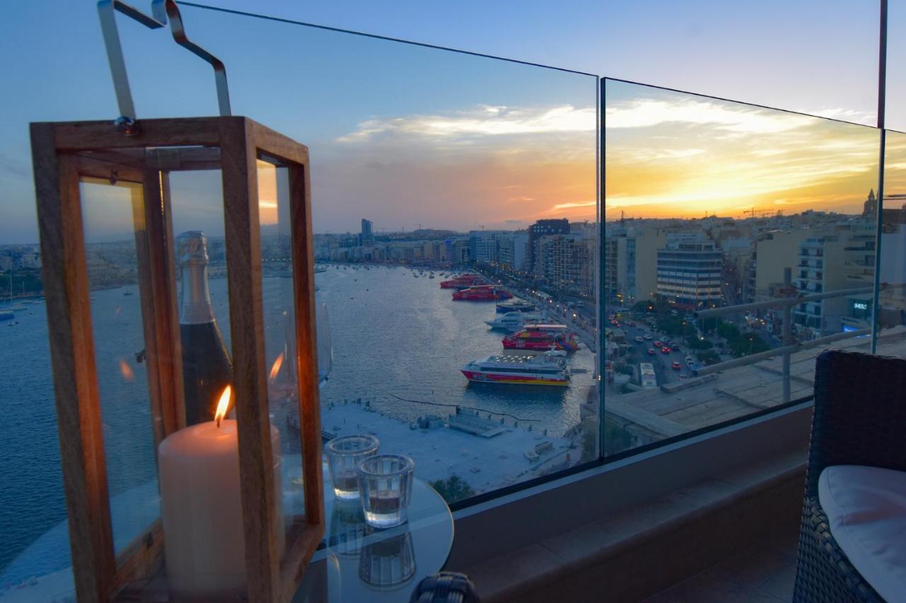 Unique Seafront Triplex Penthouse With Panoramic Bedroom & Rooftop Jacuzzi Overlooking Valletta Sliema Exteriör bild